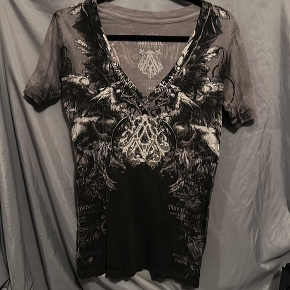 Affliction Top - Picture 2 of 5